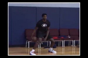 发力不对！爱德华兹的直腕投篮，为何被称为篮球中的“投篮陷阱”