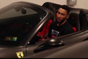 29岁本西蒙斯退役后一天的幸福时光 